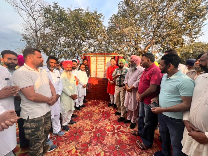 f72b1e30-6d25-48cd-8459-4e2c2a1ed2c5